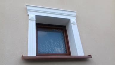 Corniche de fenêtre GO10 - Élégance et Durabilité Personnalisée - Coupes et finition d’usine – gratuites. - WMB | Dartank
